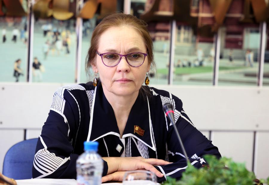 Депутат фракции КПРФ в Мосгордуме Елена Шувалова: «В центре города нужны магазины шаговой доступности для ветеранов»