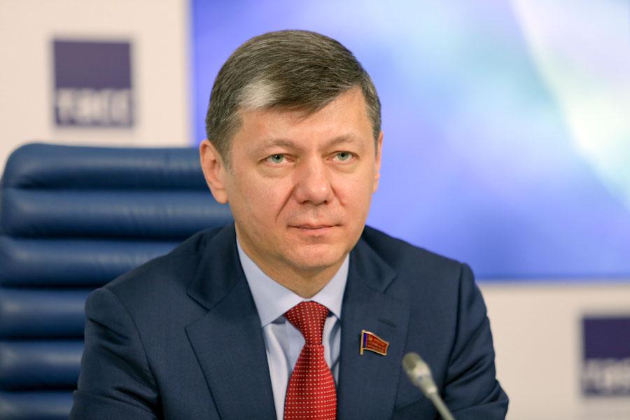 Дмитрий Новиков: Память о Великой Отечественной войне для нашего народа священна