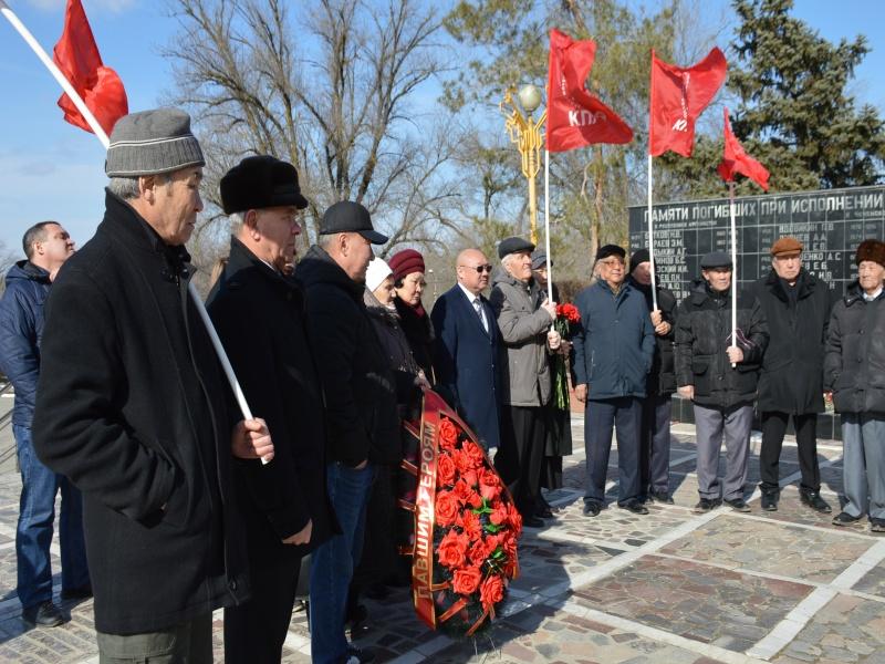 «Дети войны» Калмыкии приняли участие в мероприятиях посвященных 101-й годовщине со дня создания Красной Армии и Военно-Морского Флота